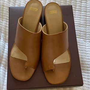 NIB JOHNSTON& MURPHY peep toe